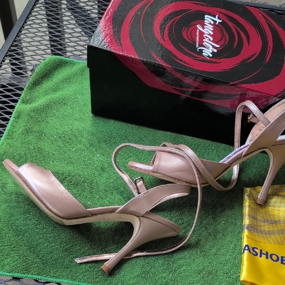 Argentin Tango Shoes/ Tangolera Italian Tango Shoes - Picture 13 of 15